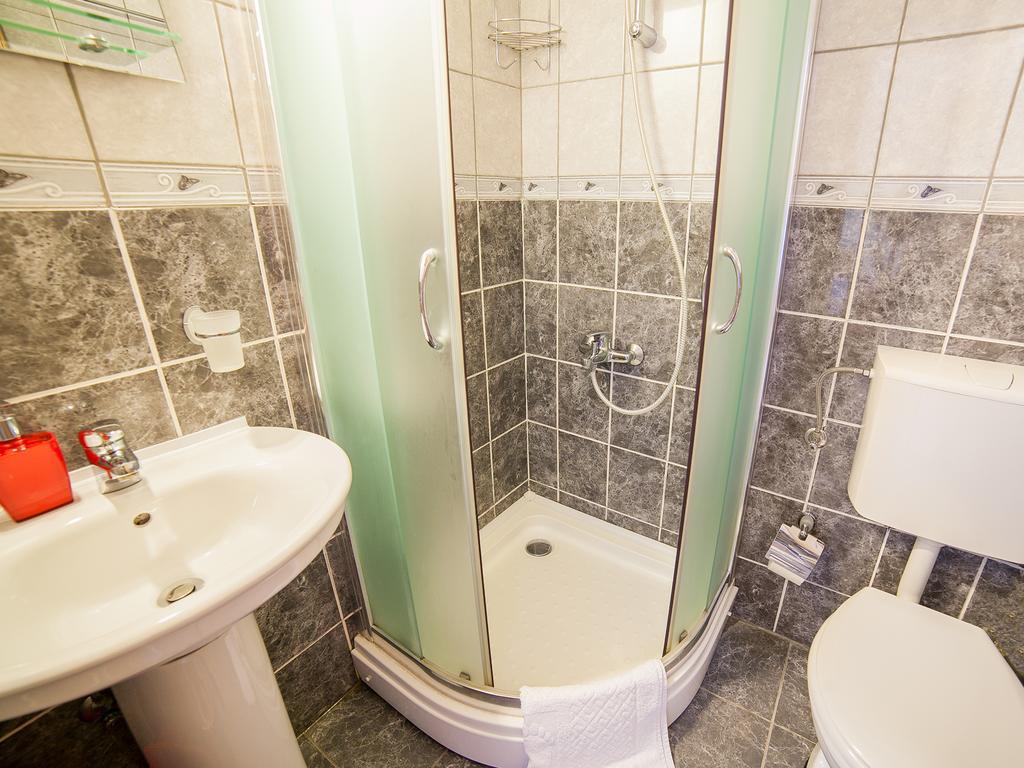 Apartments Viktorija Petrovac 部屋 写真