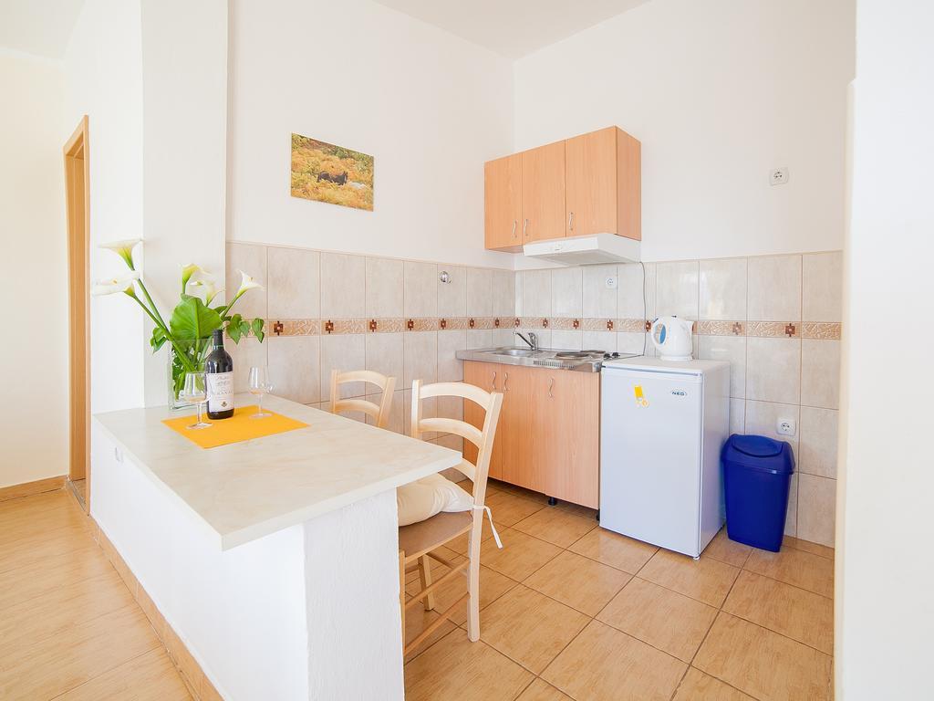 Apartments Viktorija Petrovac 部屋 写真